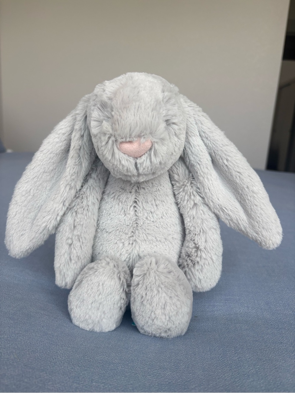 NWT Jellycat Bashful Gray Bunny. Medium